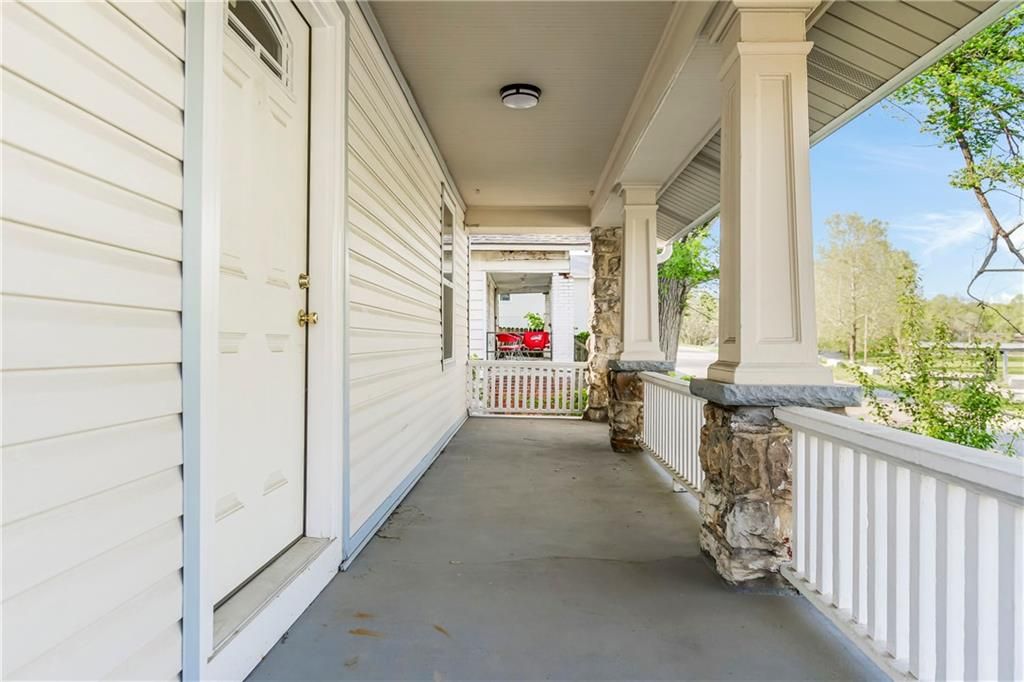 Photo of 2722 Raytown Road, Kansas City, MO 64128 (MLS # 2591876)