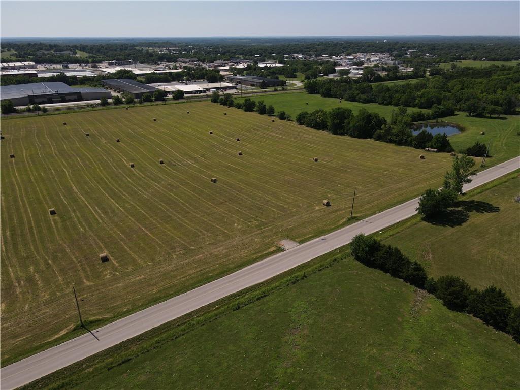 2412 S Margrave - 7 Acres Street