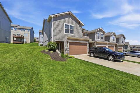 Photo of 7370 Griffey Street, Parkville, MO 64152 (MLS # 2626107)
