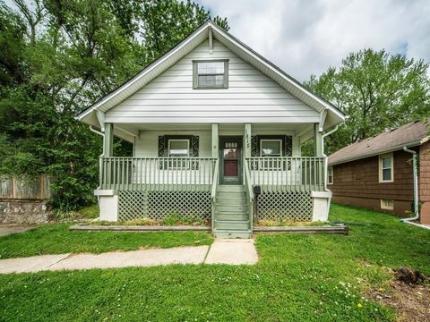 1815 S Evanston Avenue Independence MO 64052
