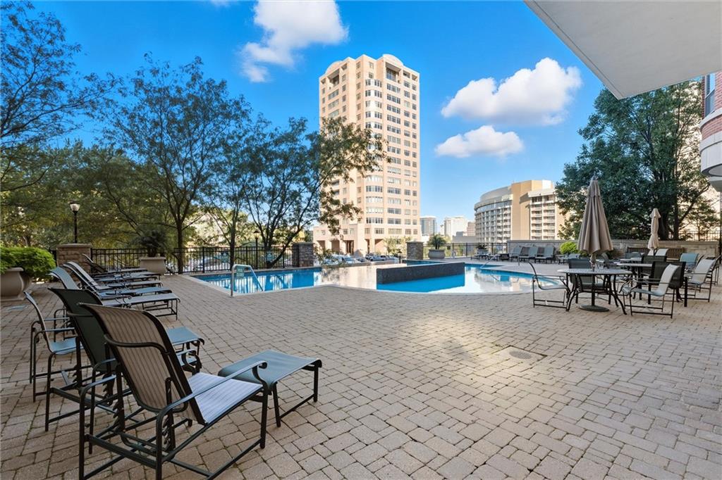 4950 Central Street 702