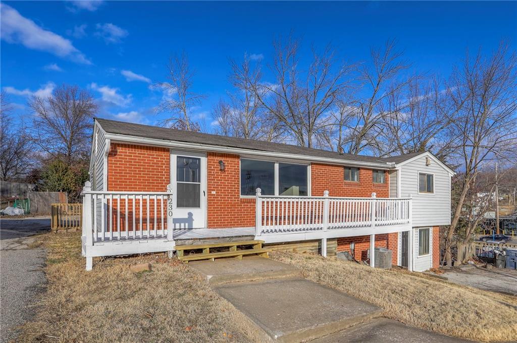 230 NE Evansdale Road