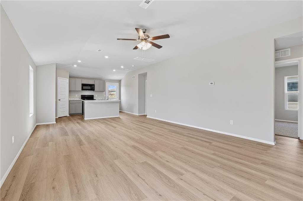 37754 W 208th Terrace