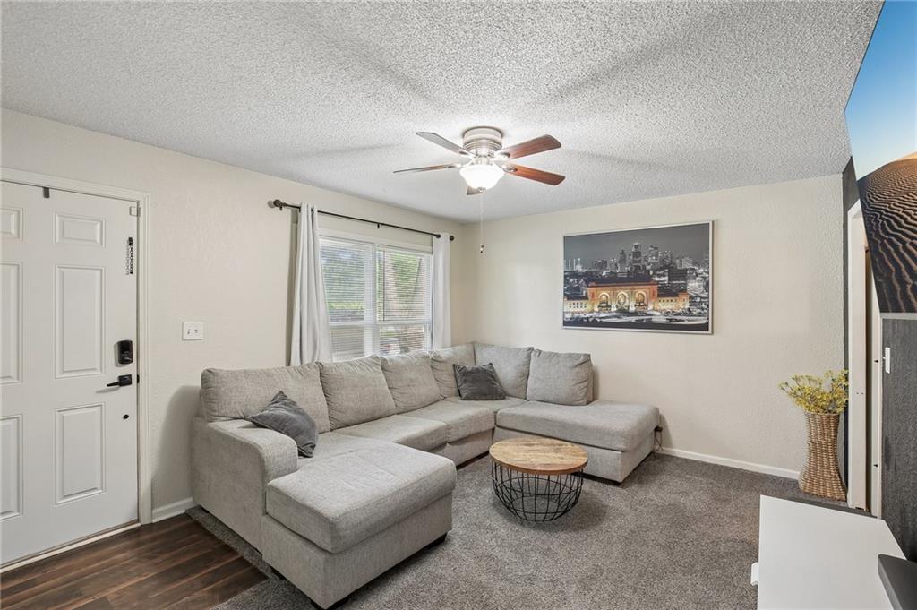 317 N Cochise Drive