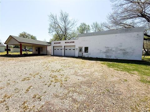 MLS: 2537106