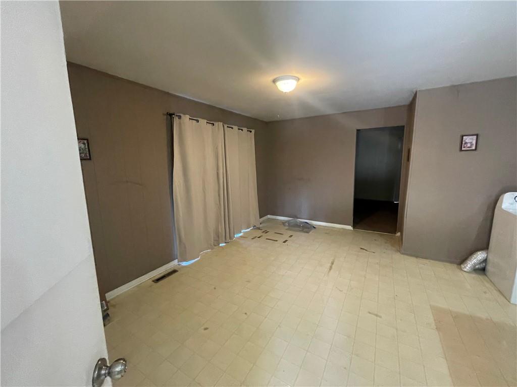 101 HAWTHORNE Drive