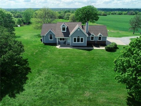 29300 Victory Road, Paola, KS 66071 - #: 2524087