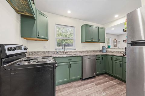 210 NE Maple Street, Lee\'s Summit, MO 64063 - MLS#: 2583923