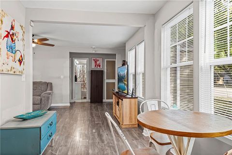 210 NE Maple Street, Lee\'s Summit, MO 64063 - MLS#: 2583923