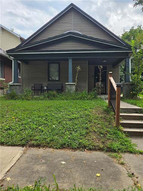 Photo of 2629 Elmwood Avenue, Kansas City, MO 64127 (MLS # 2637854)