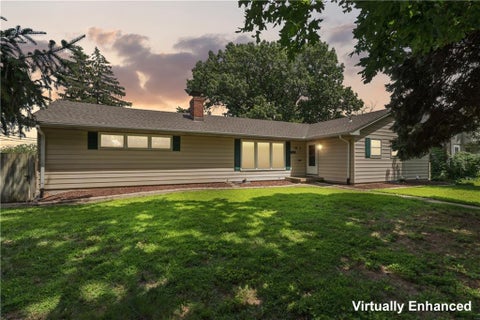 Photo of 5801 Floyd Street, Overland Park, KS 66202 (MLS # 2626410)