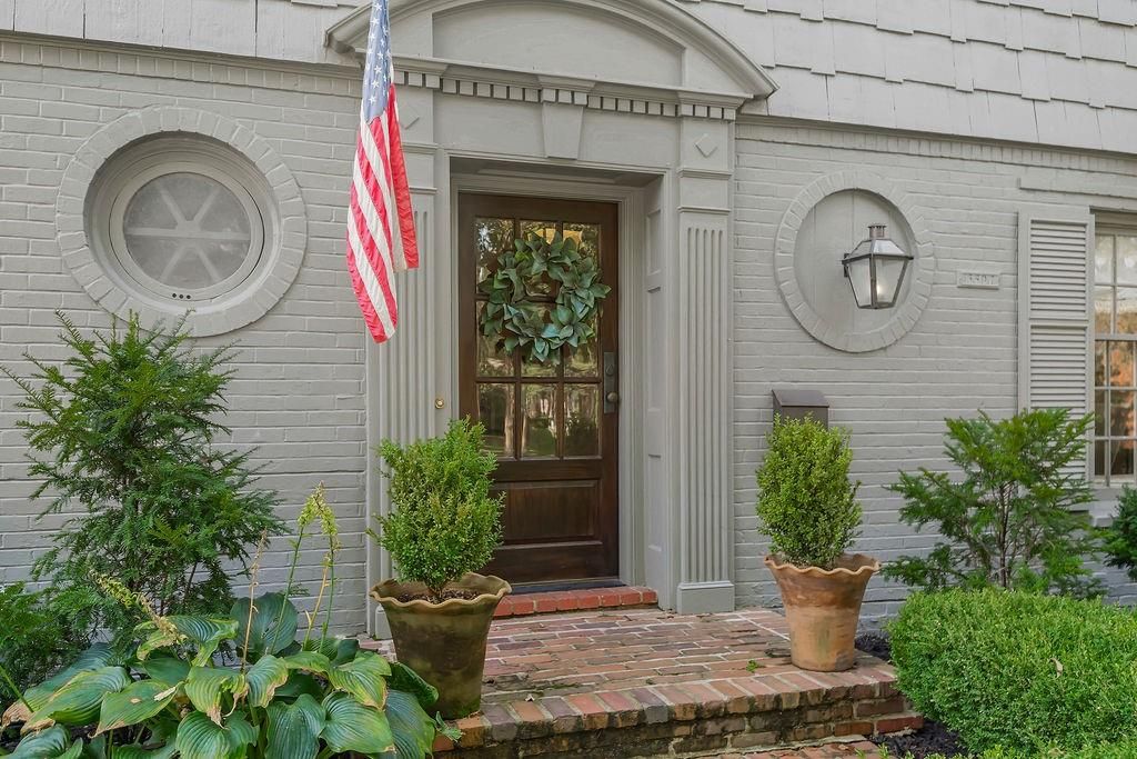 Photo of 6501 High Drive, Mission Hills, KS 66208 (MLS # 2598467)