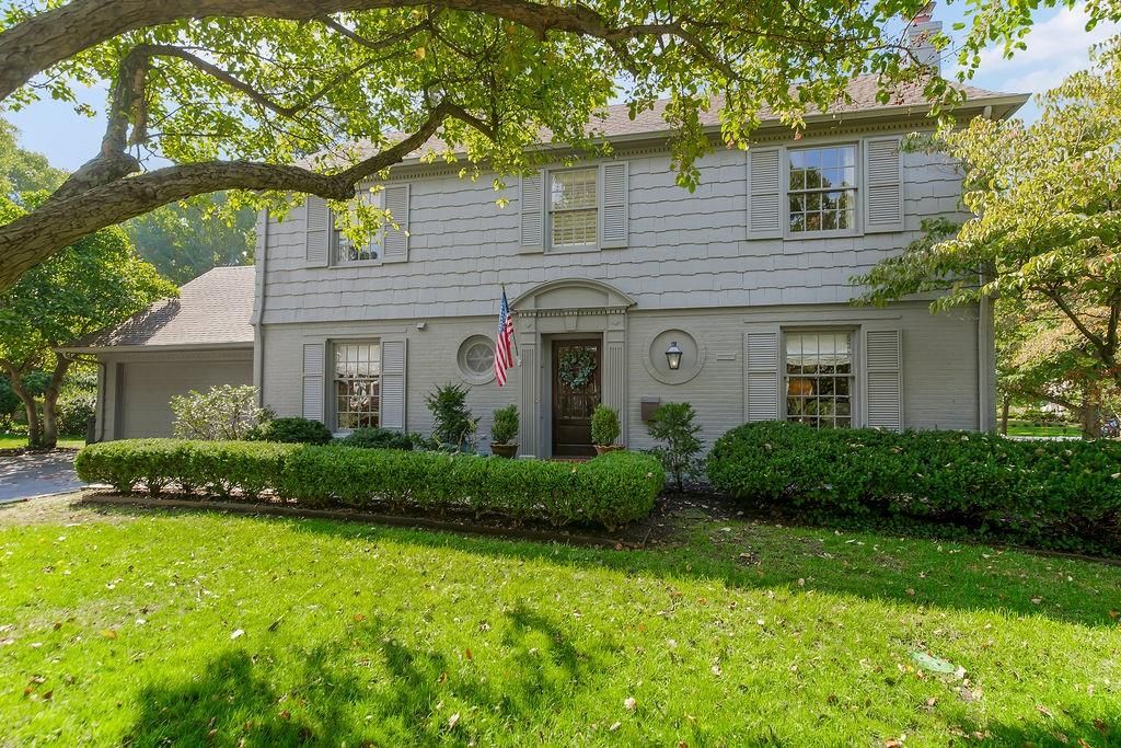 Photo of 6501 High Drive, Mission Hills, KS 66208 (MLS # 2598467)