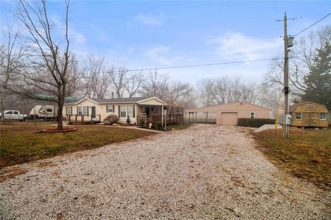 22304 S Buck Drive Peculiar MO 64078