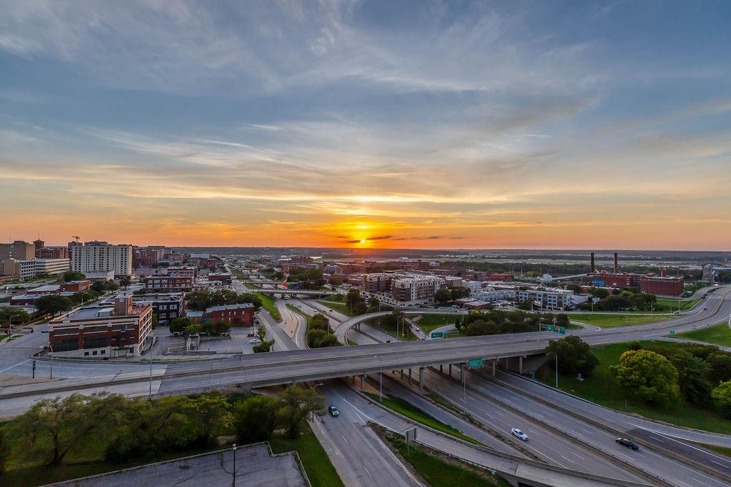 600 Admiral Boulevard 1205
