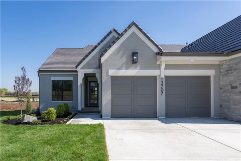 13707 Pembroke Lane Leawood KS 66224