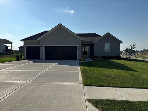 18804 Redbud Lane Spring Hill KS 66083