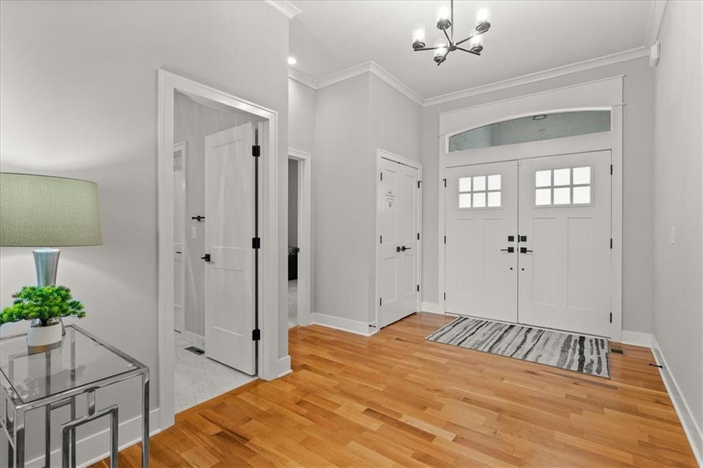 2421 W 177th Street