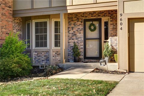 9604 Nieman Place, Overland Park, KS 66214 - #: 2586836