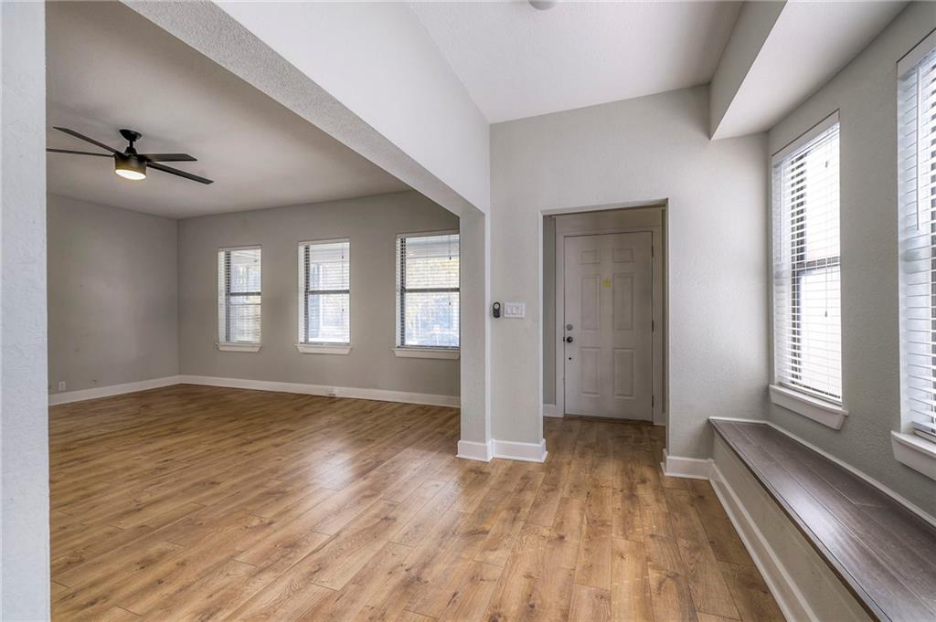 220 W Armour Boulevard