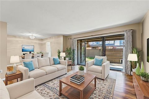 7433 W 102nd Court, Overland Park, KS 66212 - #: 2565897