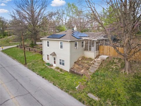 2707 Maple Avenue, Leavenworth, KS 66048 - MLS#: 2541426