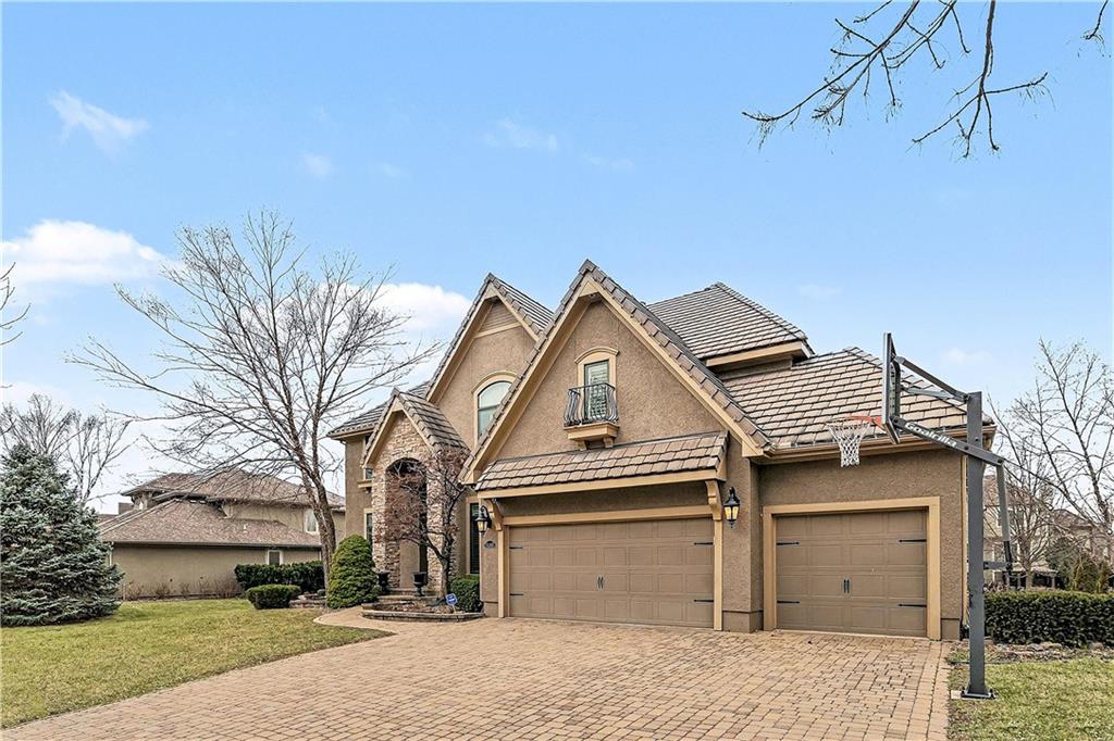 10200 N Wabash Avenue