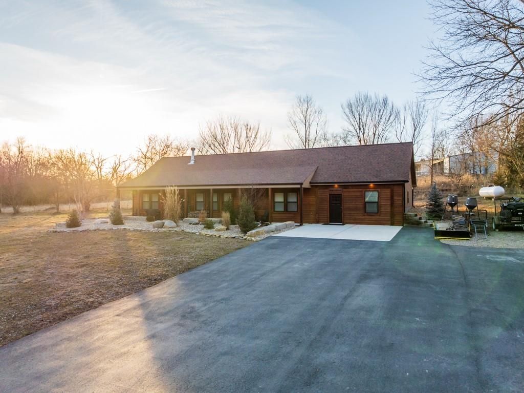 Photo of 25733 Dempsey Road, McLouth, KS 66054 (MLS # 2598584)