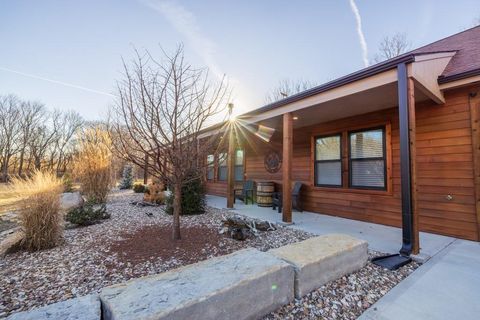 25733 Dempsey Road McLouth KS 66054