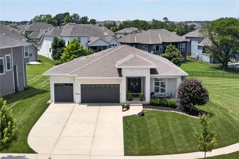 Photo of 12000 W 184th Street, Overland Park, KS 66013 (MLS # 2630746)