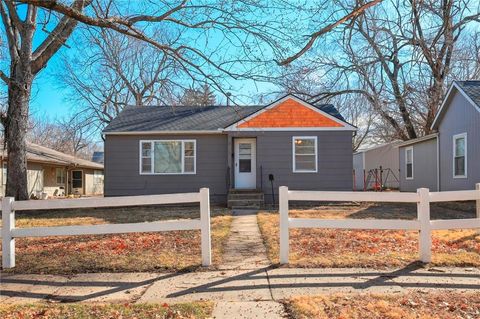 615 S Mulberry Street, Ottawa, KS 66067 - MLS#: 2528623