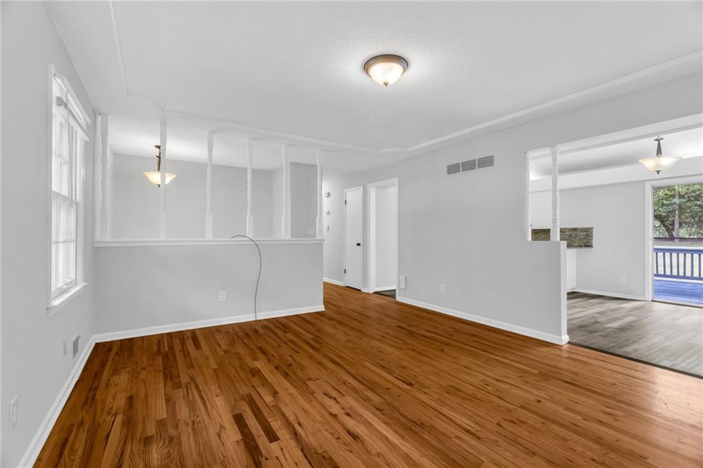 109 SW PINNELL Drive