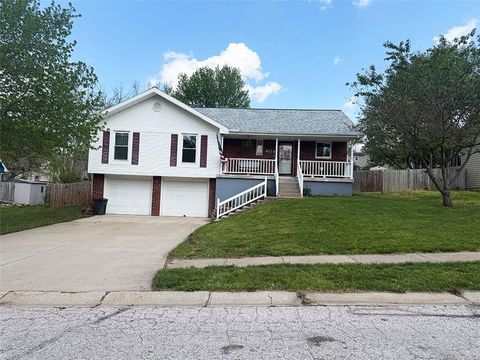 404 39th Street, Blue Springs, MO 64015 - MLS#: 2614580