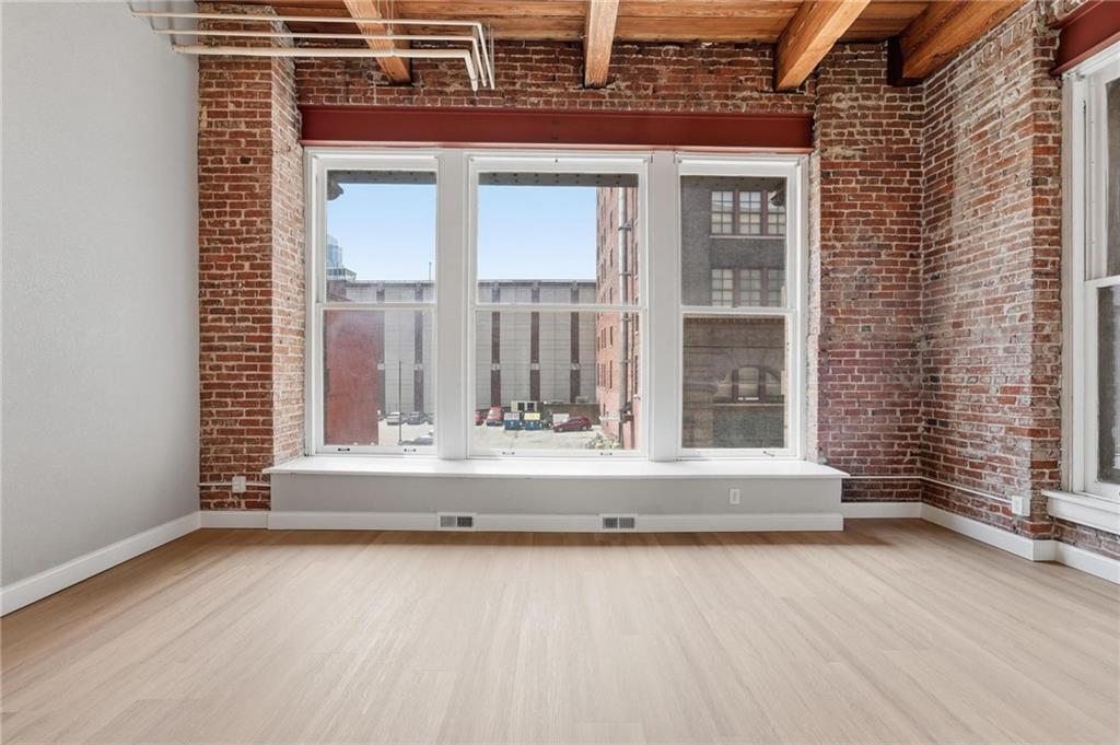 308 W 8th Street 204