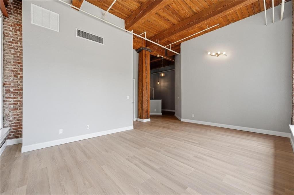 308 W 8th Street 204