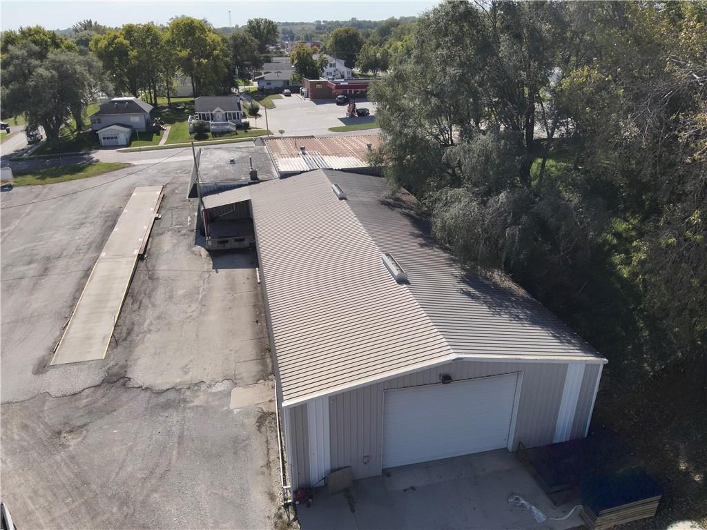 105 E US Highway 136 Highway