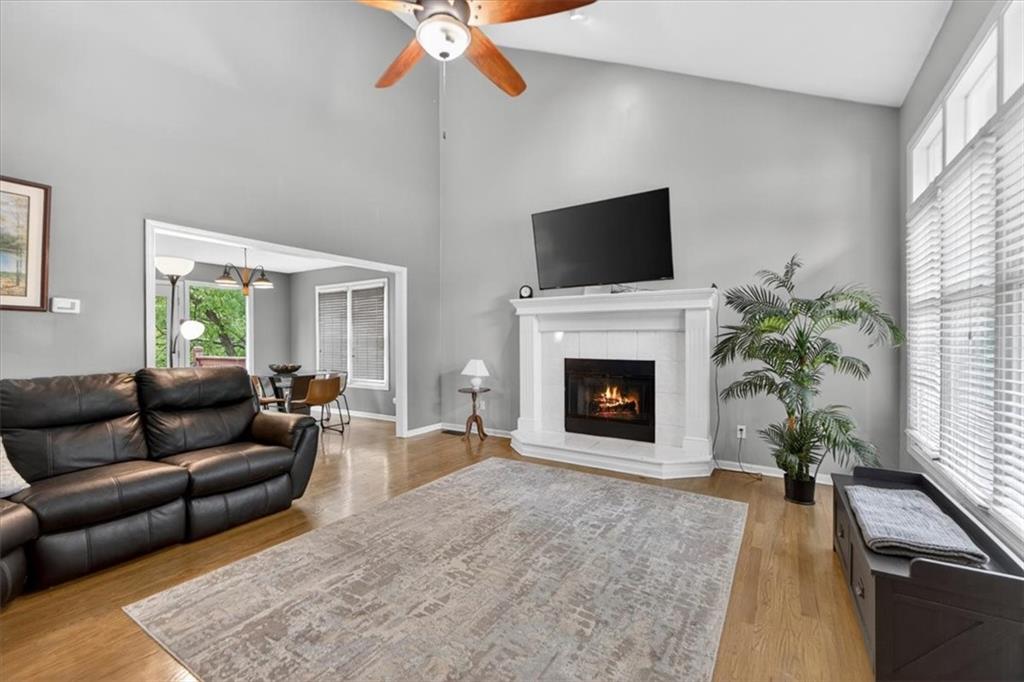 7007 N Holly Court