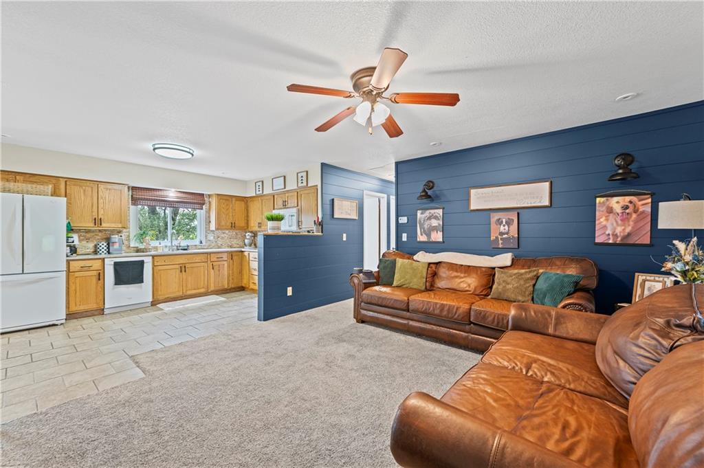 Maysville, Missouri 64469, United States, 2 Bedrooms Bedrooms, ,1 BathroomBathrooms,Residential,Active,173849