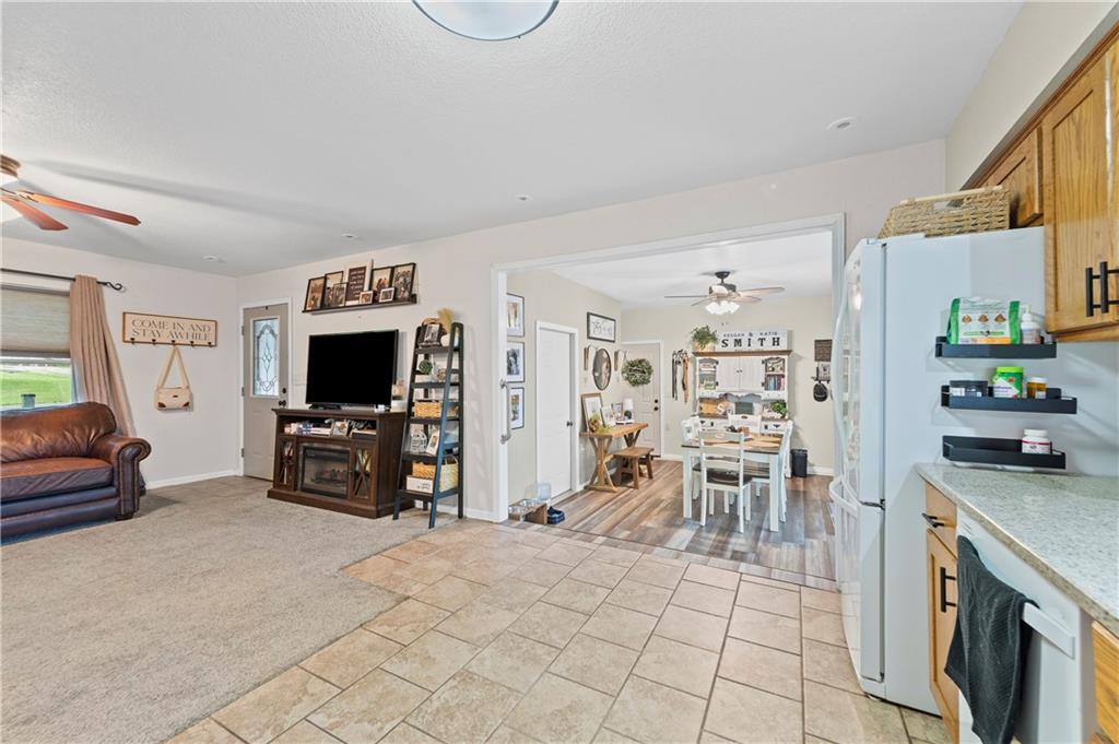 Maysville, Missouri 64469, United States, 2 Bedrooms Bedrooms, ,1 BathroomBathrooms,Residential,Active,173849