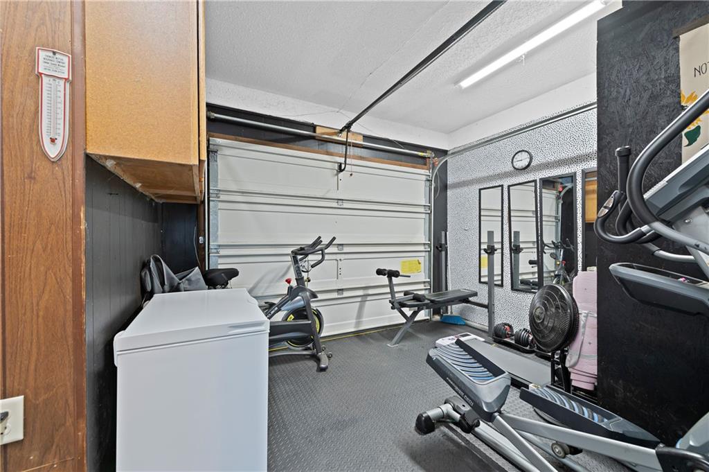 Maysville, Missouri 64469, United States, 2 Bedrooms Bedrooms, ,1 BathroomBathrooms,Residential,Active,173849