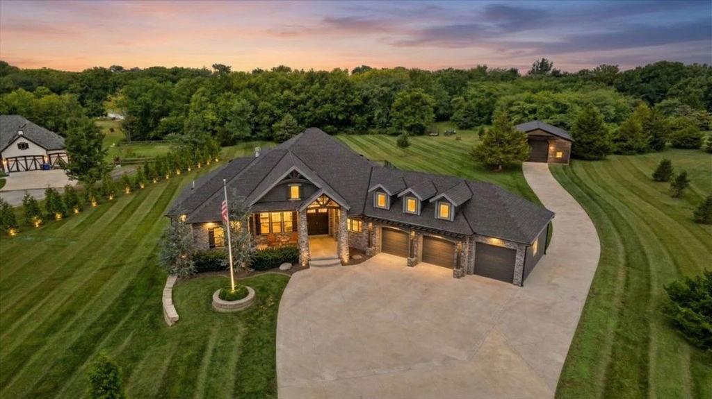 30310 Woodland Drive