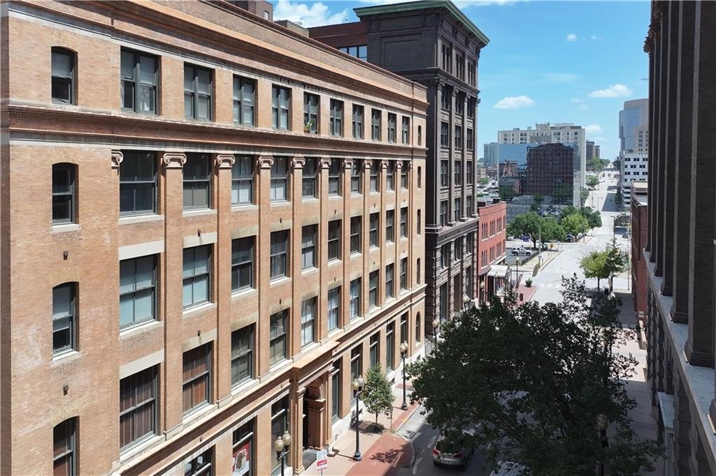 308 W 8th Street 407