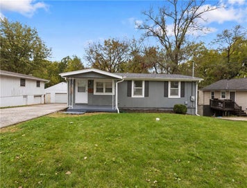 1226 S Spring Street Independence MO 64055