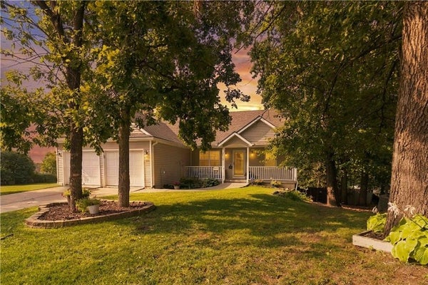16915 E 41ST TER S, INDEPENDENCE, MO 64055 - Image a07cdec149ecfa0b2bfeb2afbf92a9d7/2078023561