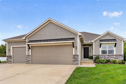 Photo of 21421 E 32nd Terrace S, Independence, MO 64057 (MLS # 2647170)
