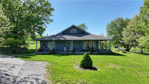 Photo of 40101 E 24 Highway, Napoleon, MO 64074 (MLS # 2616955)