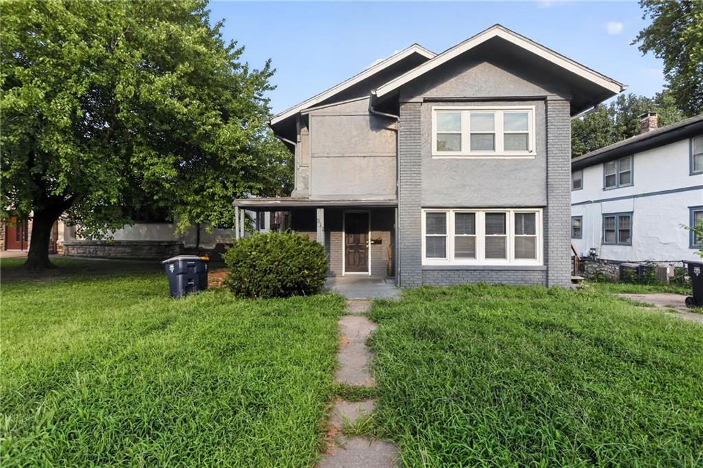 311 Van Brunt Boulevard