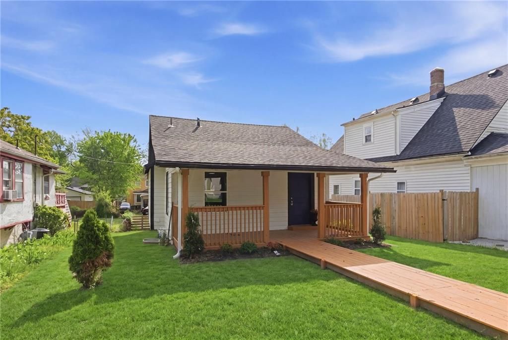 Photo of 1503 N 17th Street, Kansas City, KS 66102 (MLS # 2614989)