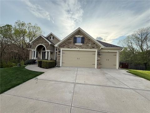 1407 92nd Court Kansas City MO 64155