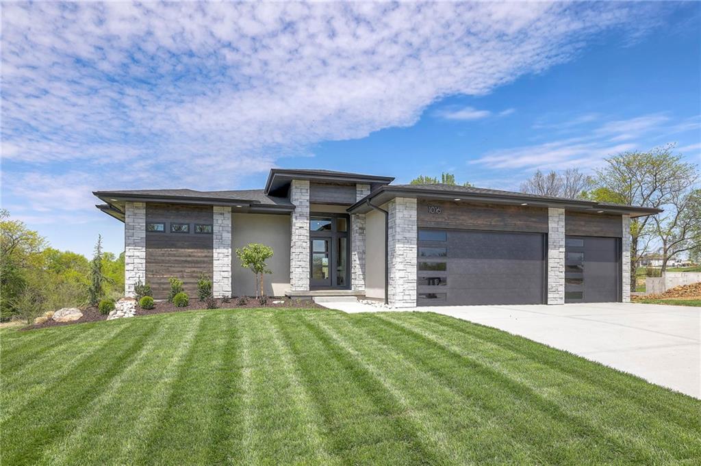 3929 SW Flintrock Drive